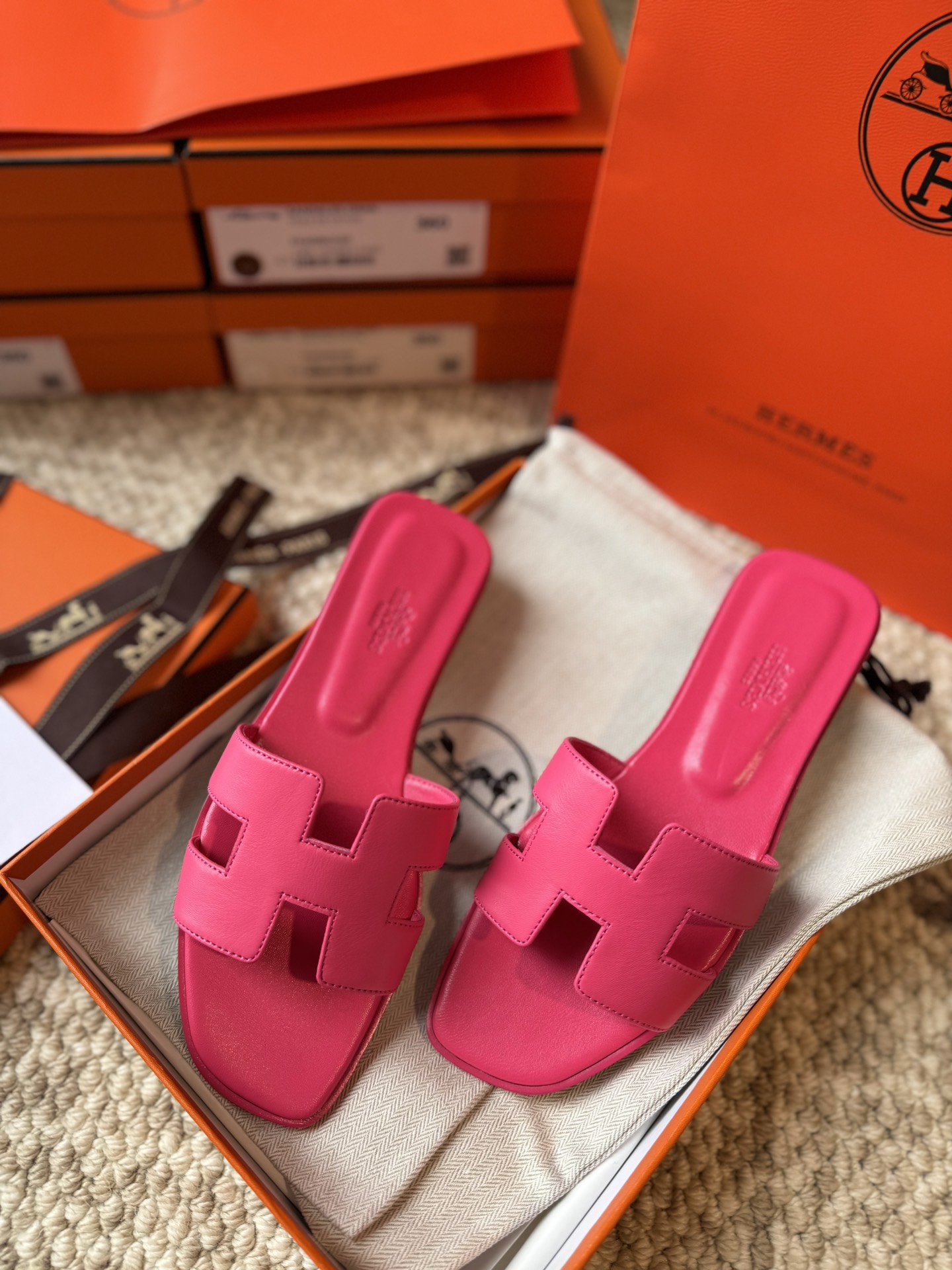 HERMES 01899