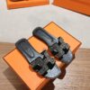 HERMES  01909