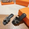 HERMES  01909