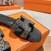 HERMES  01909