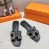 HERMES  01909