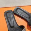 HERMES  01909