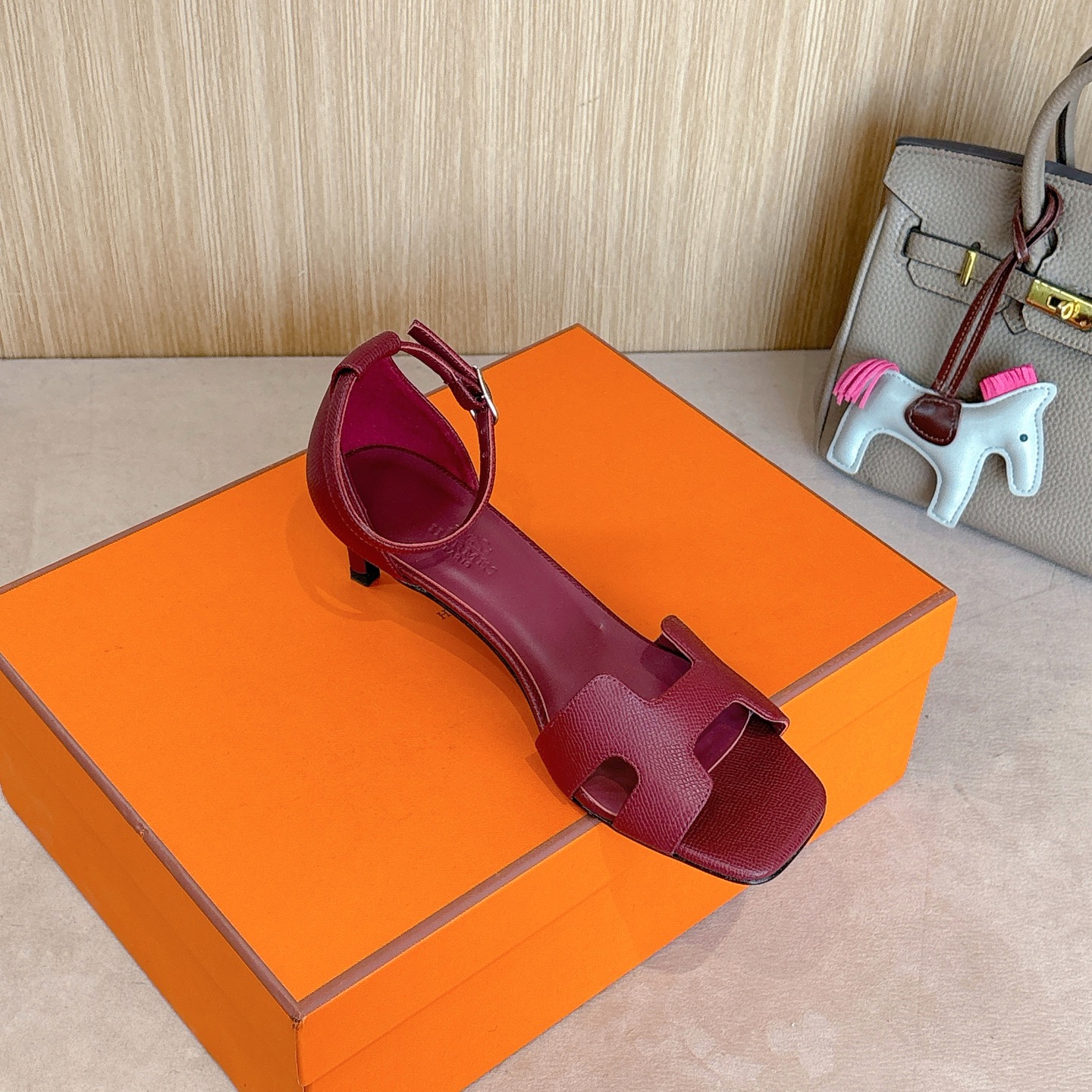 HERMES 01919