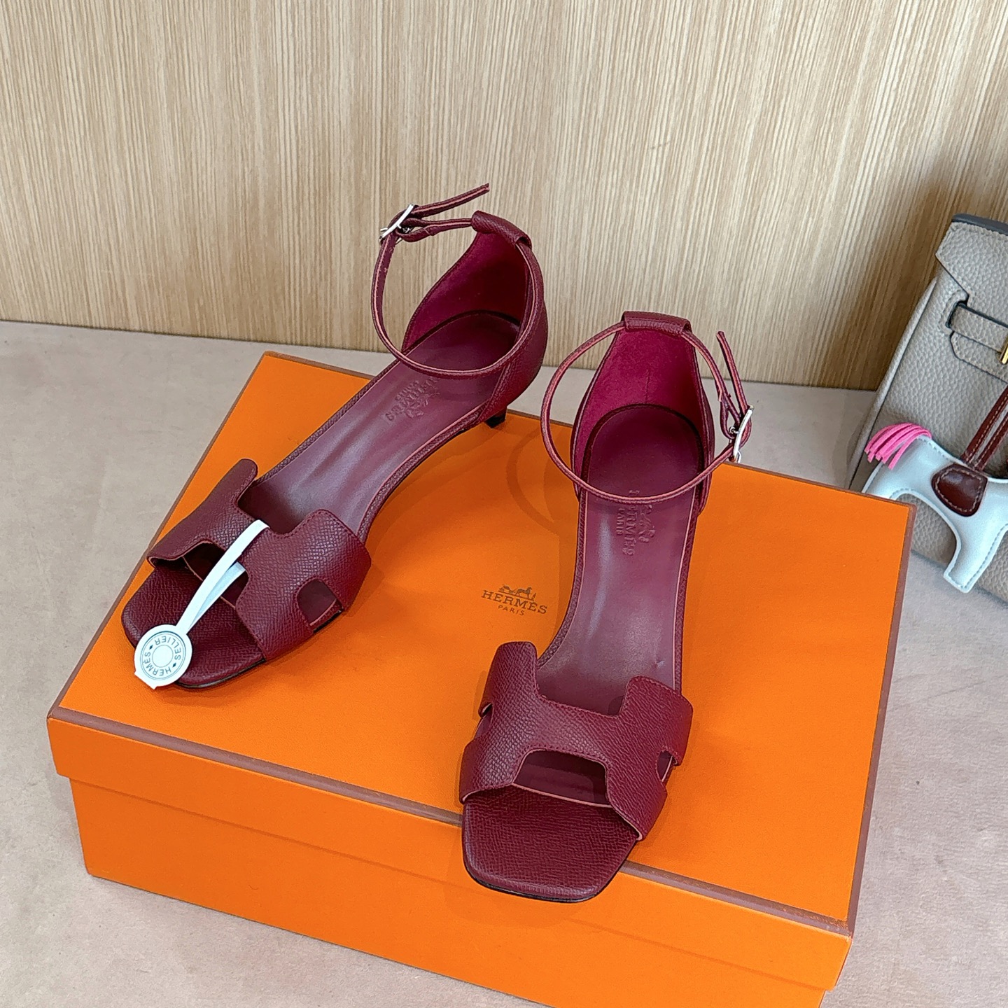HERMES 01919