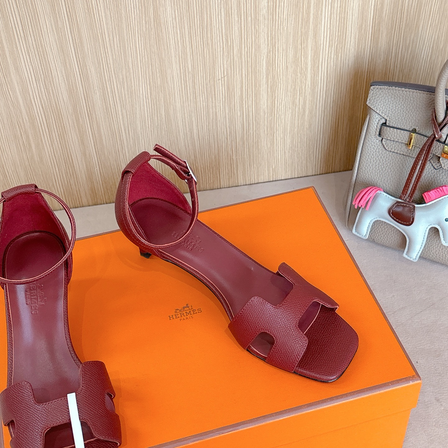 HERMES 01919
