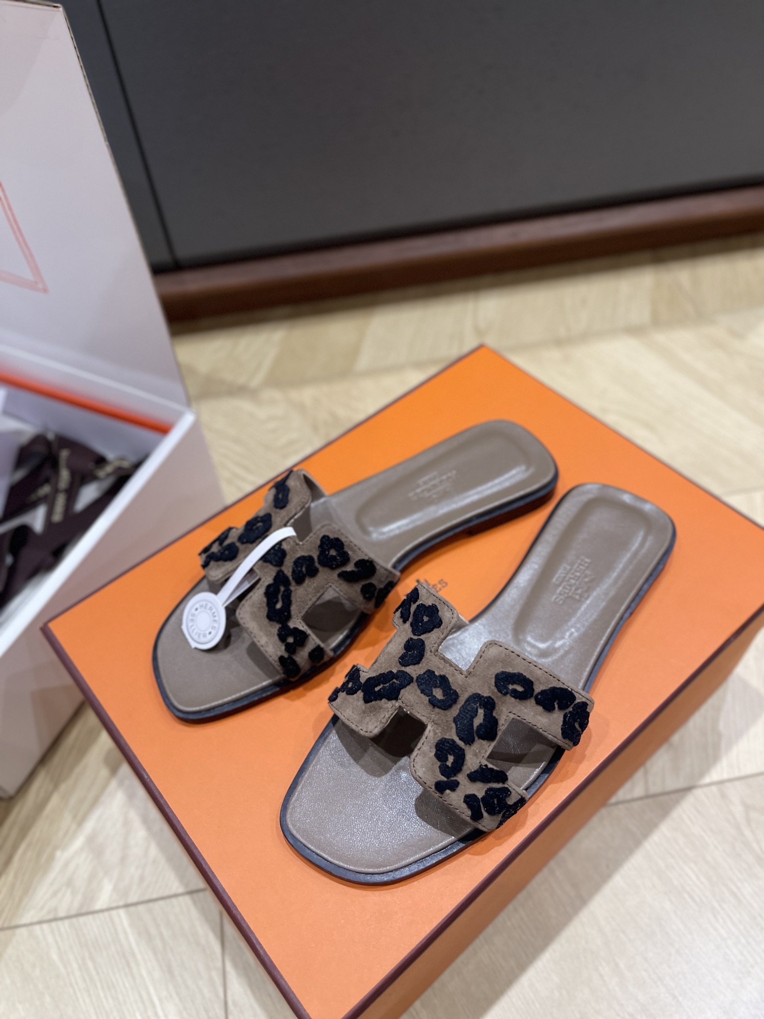 HERMES  01939