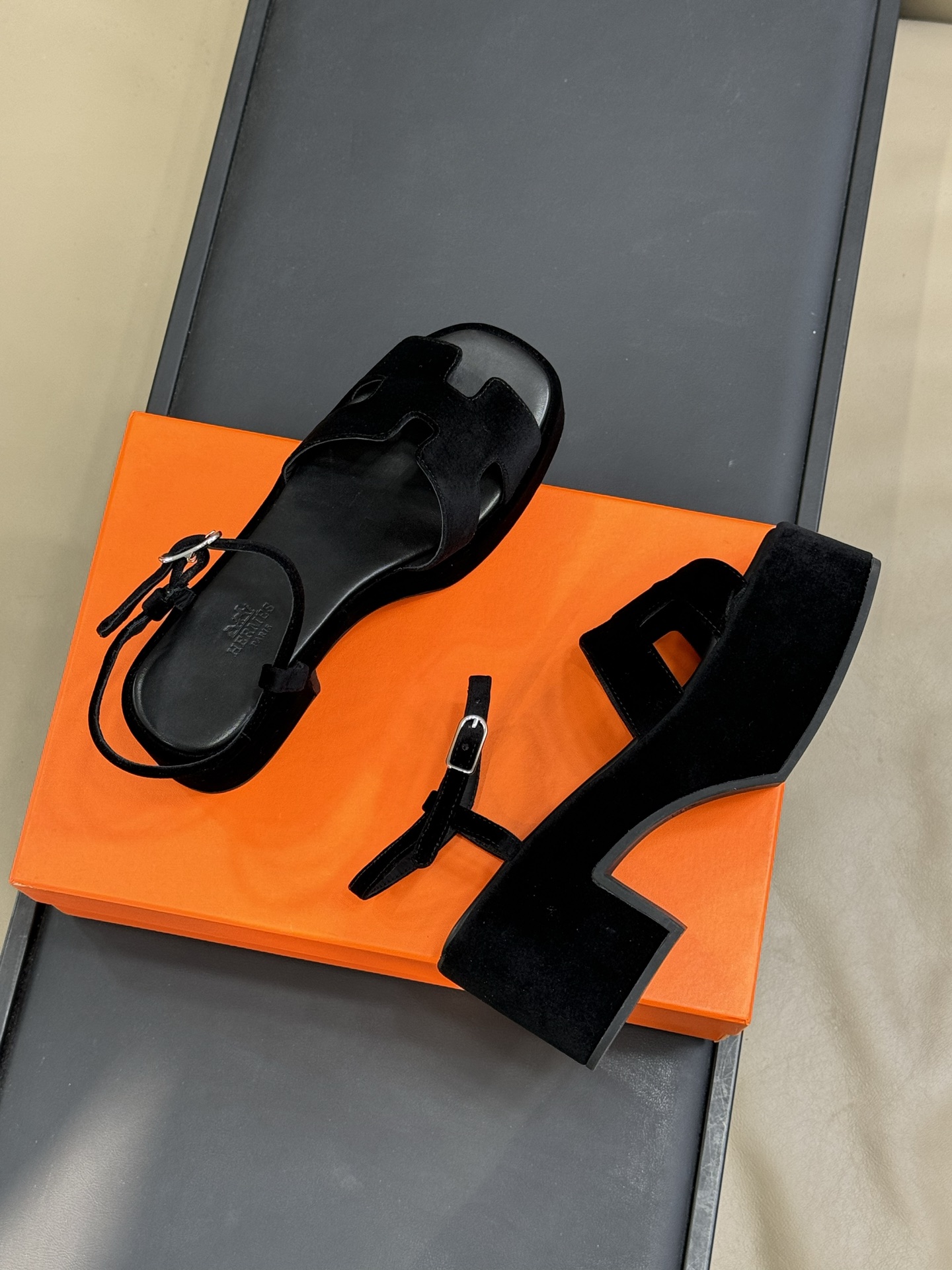 HERMES 02016