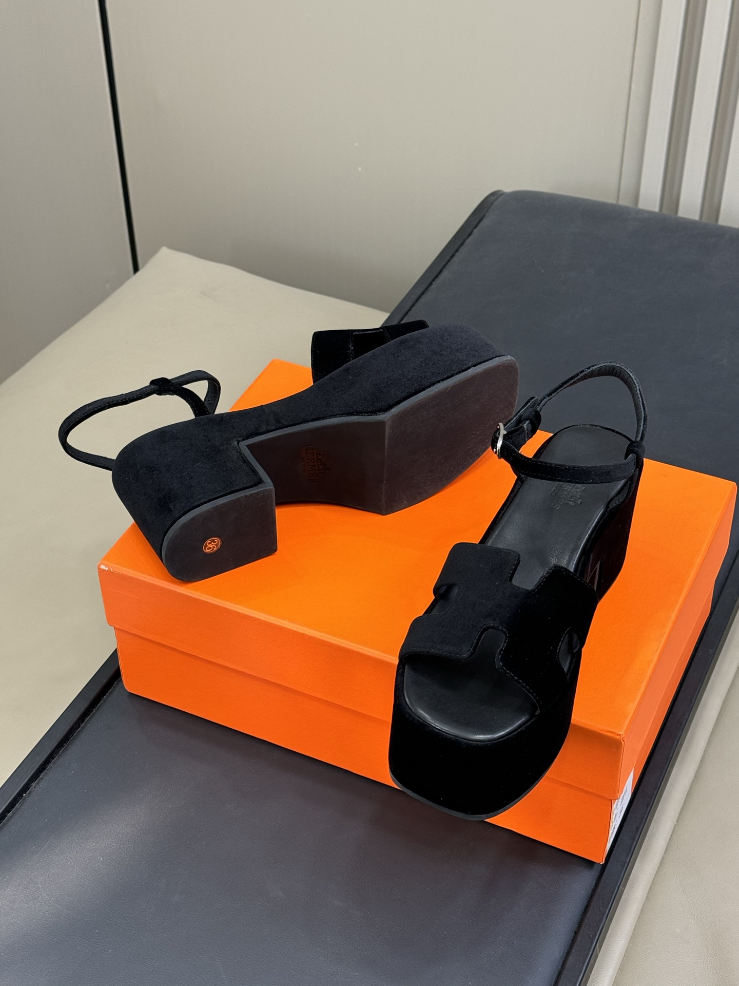 HERMES 02016