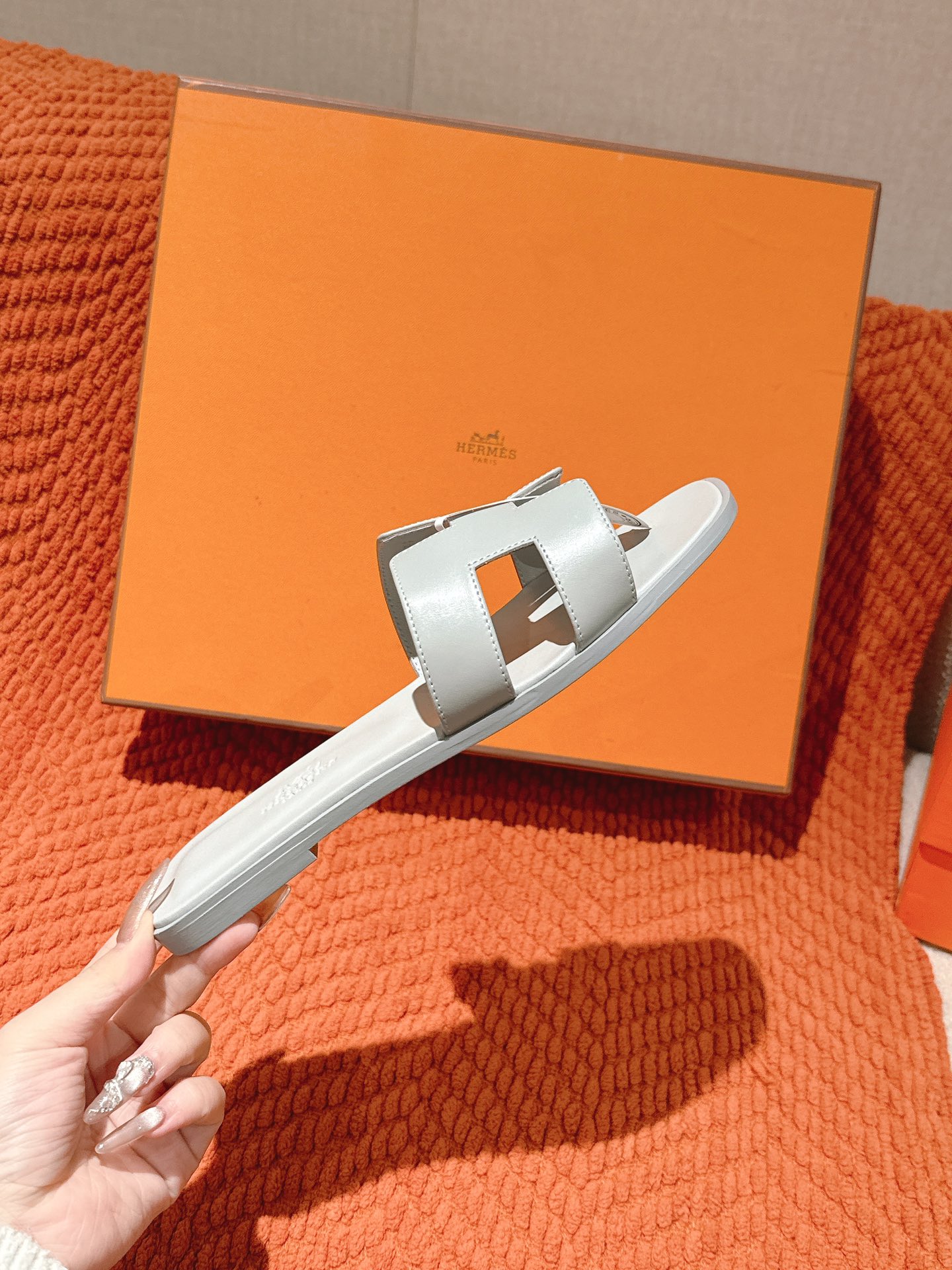 HERMES 02069