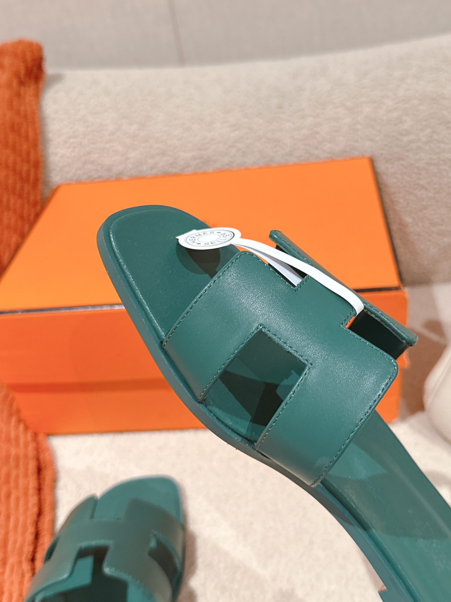 HERMES 02099