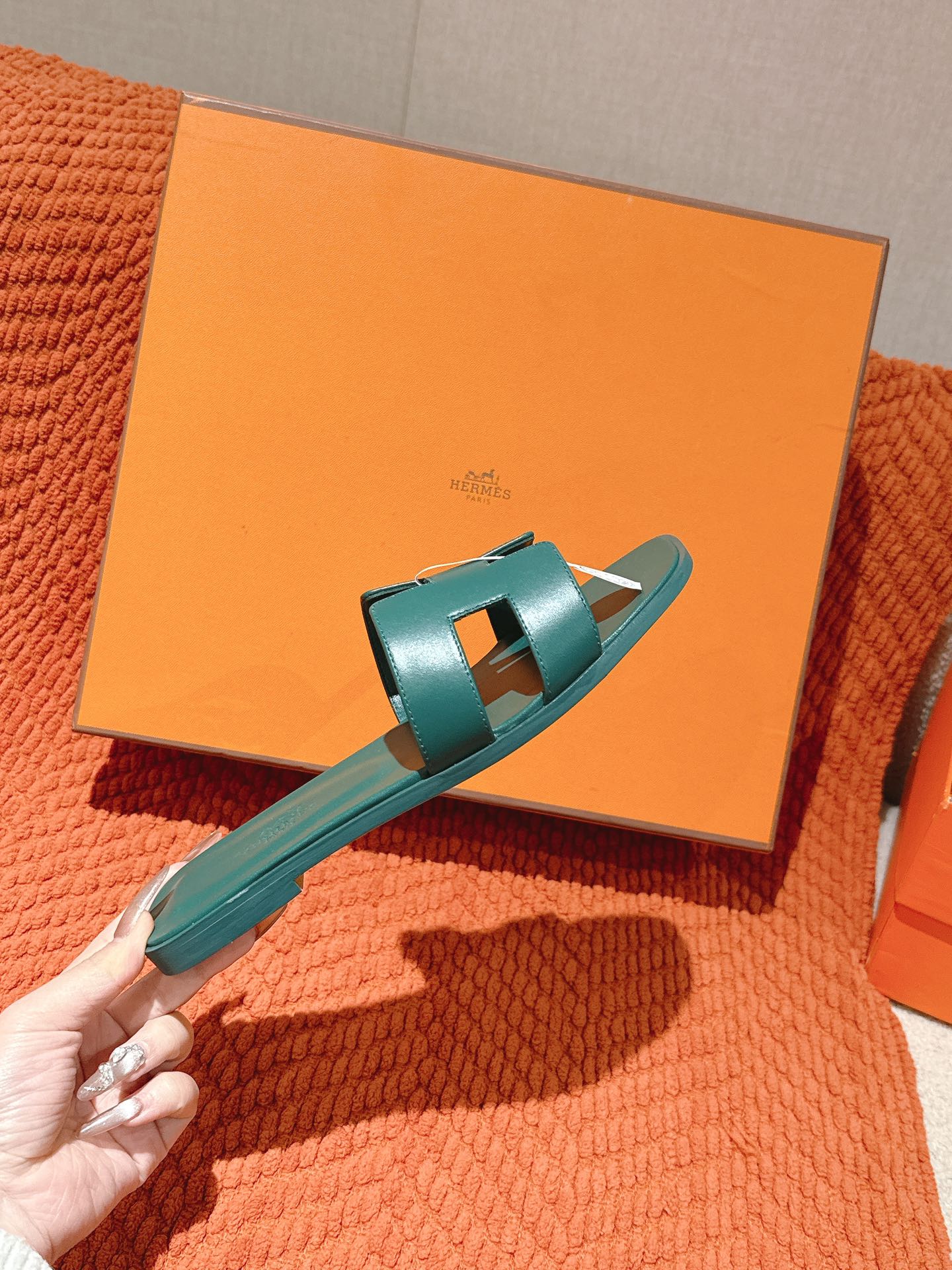 HERMES 02099