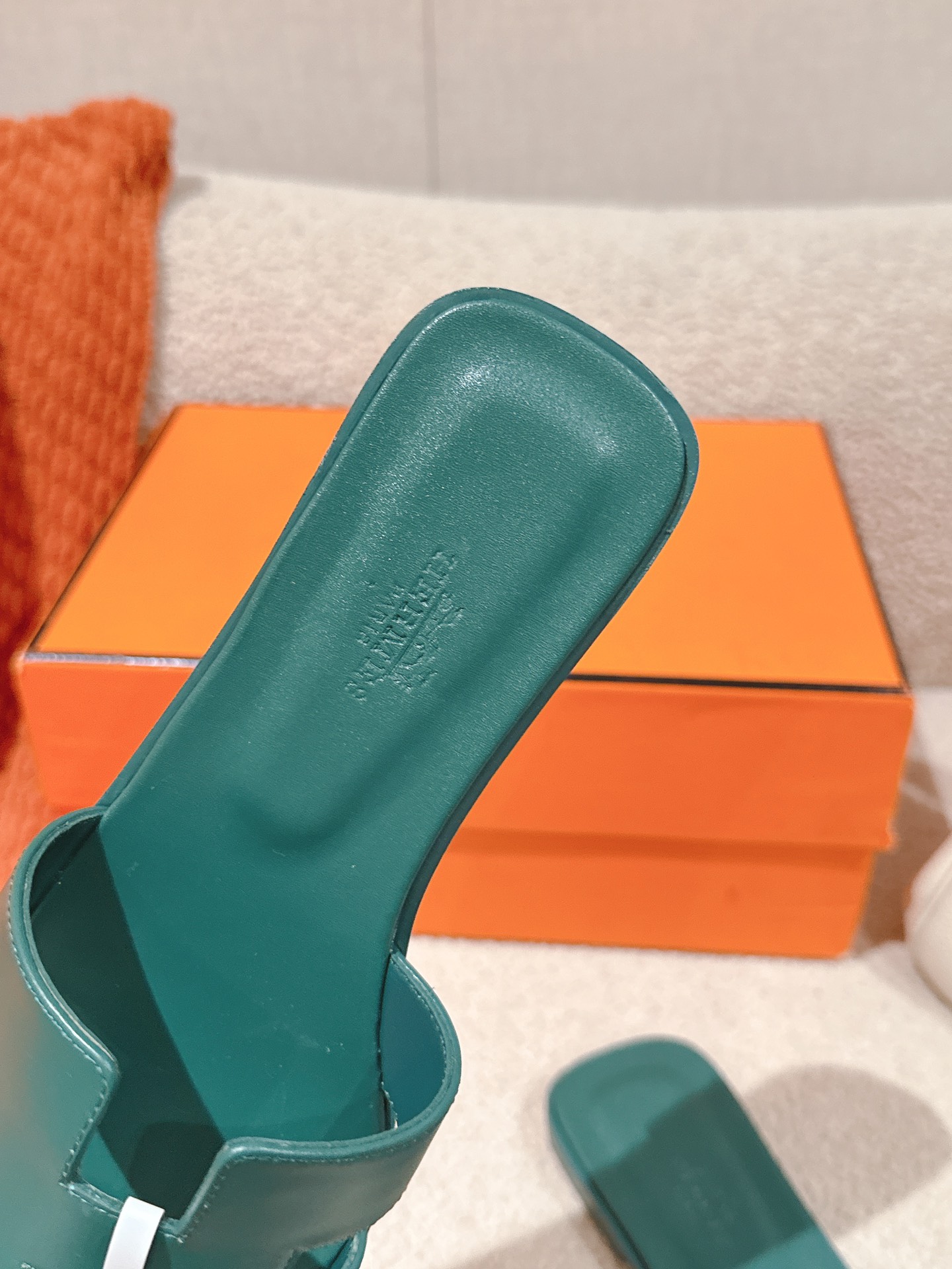HERMES 02099
