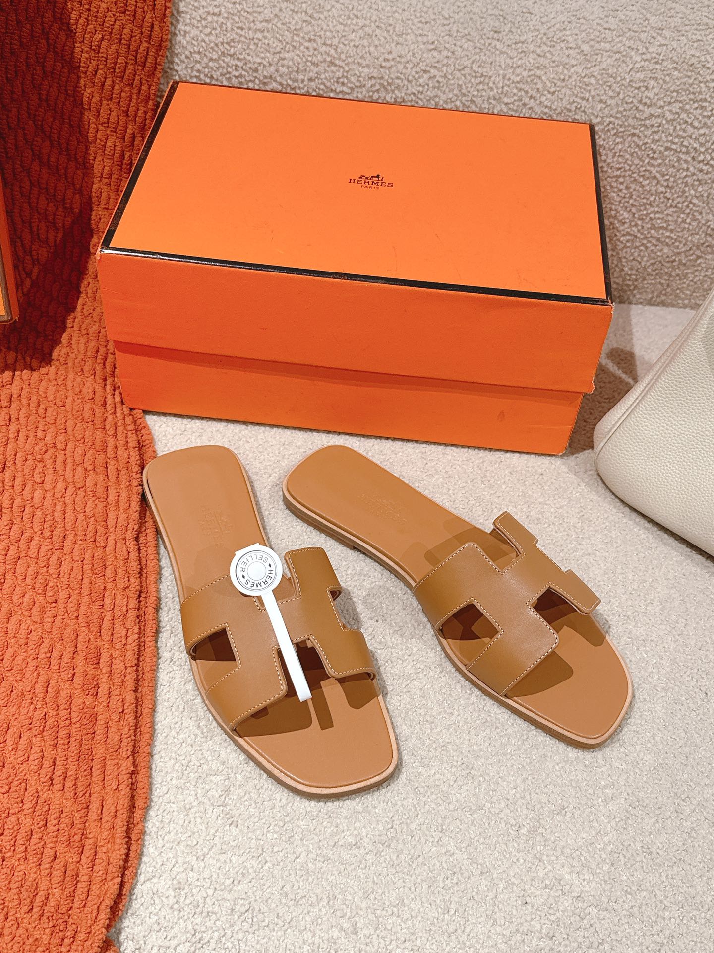 HERMES 02129