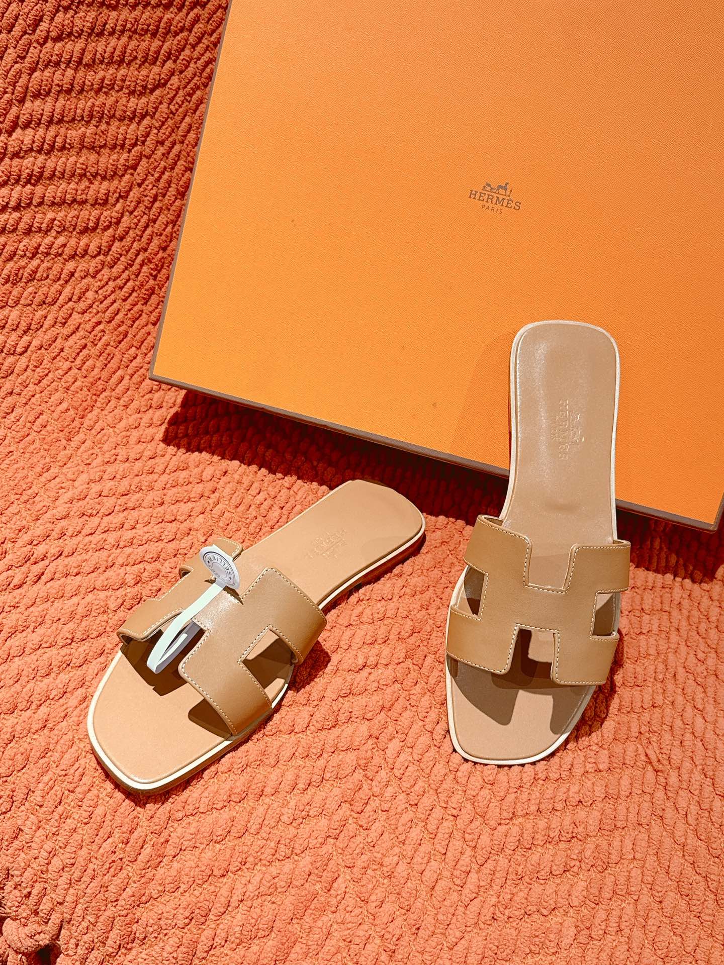 HERMES 02129
