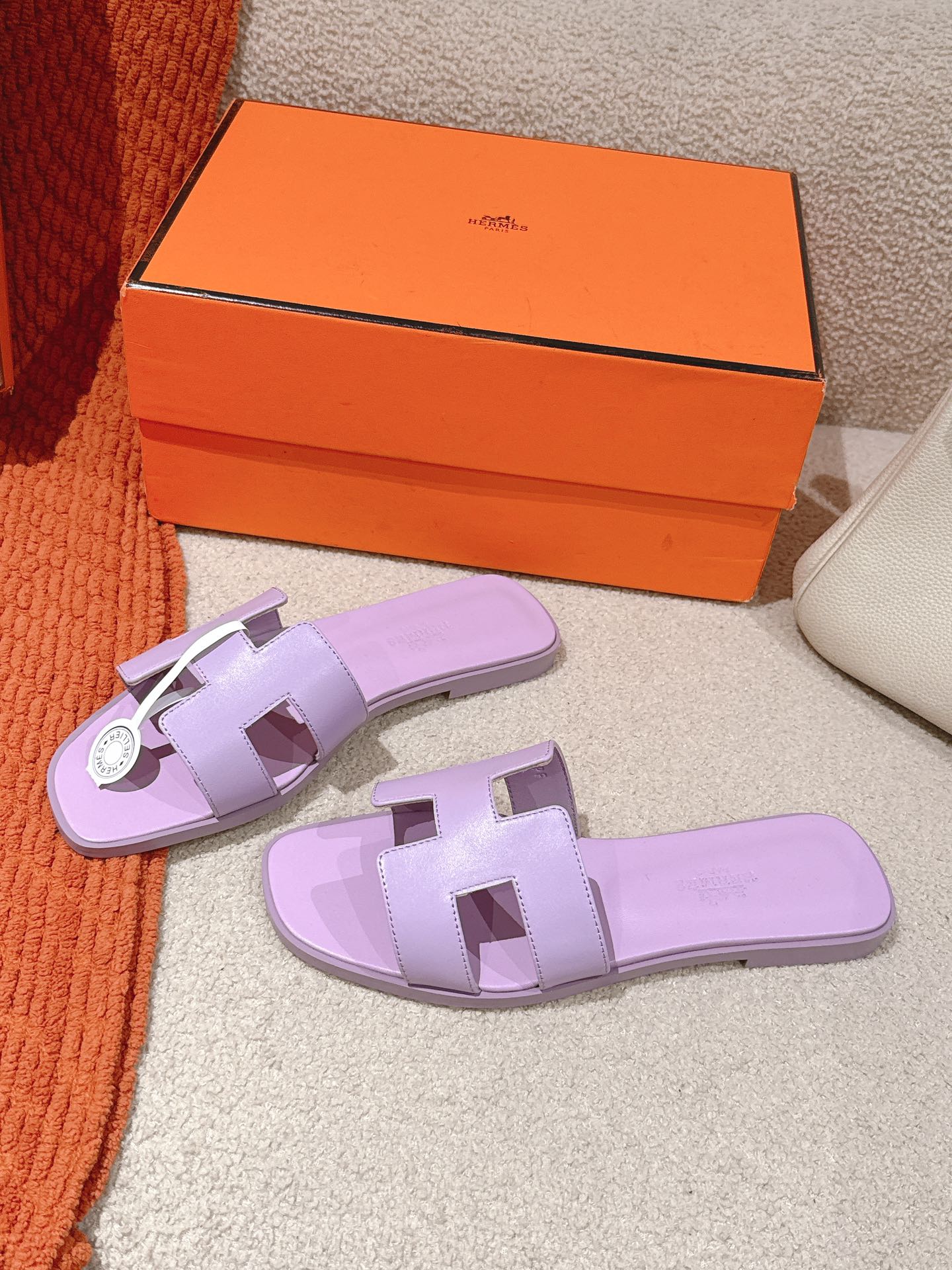 HERMES 02139