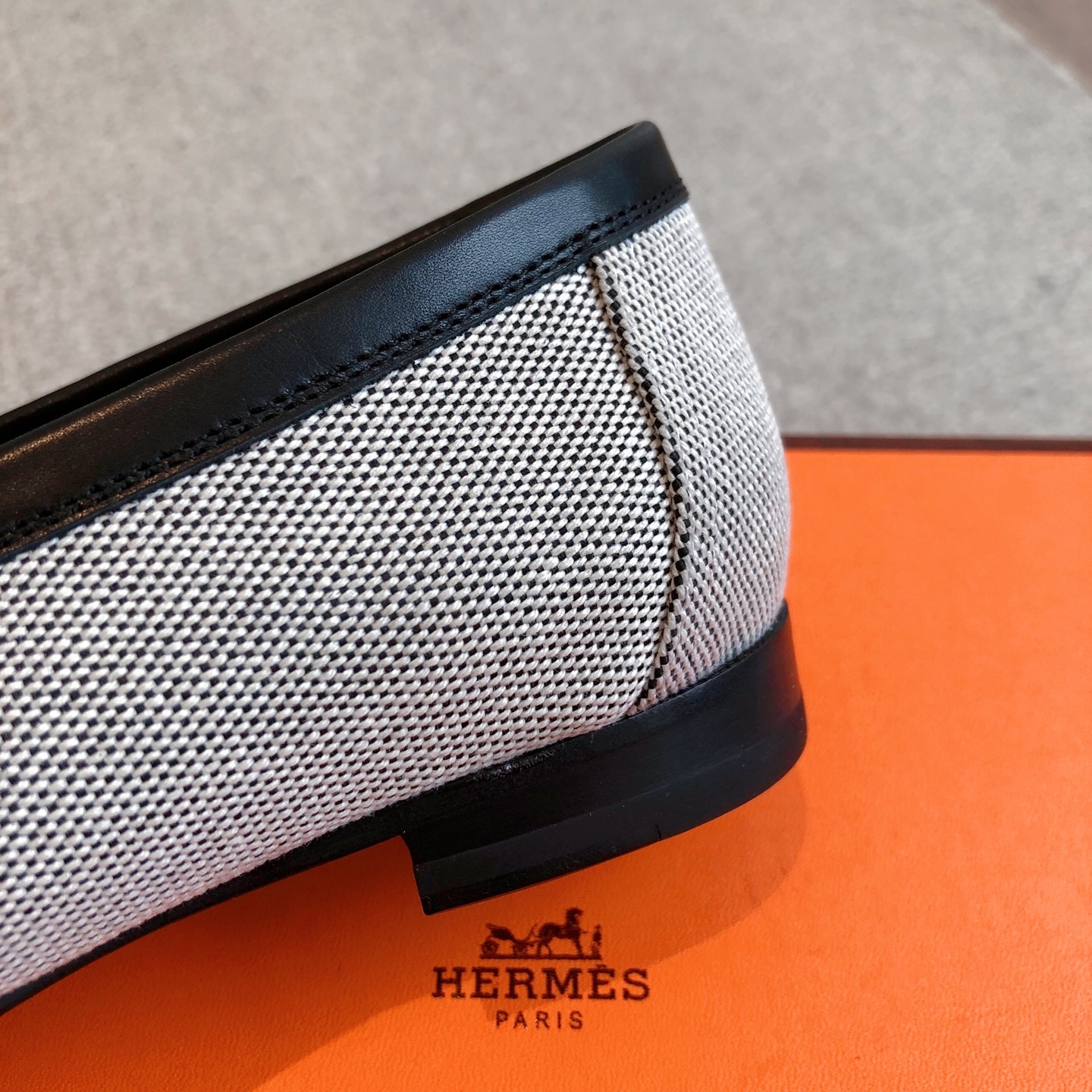 HERMES   0219