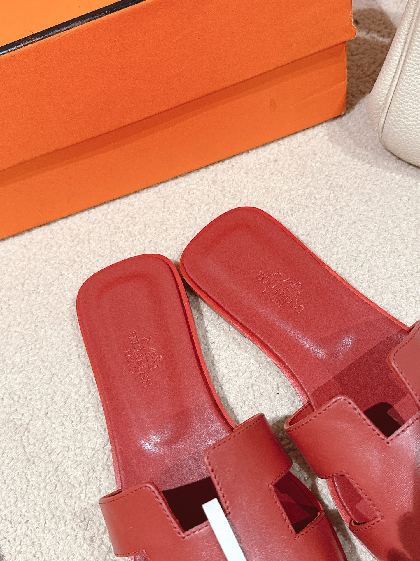 HERMES 02199