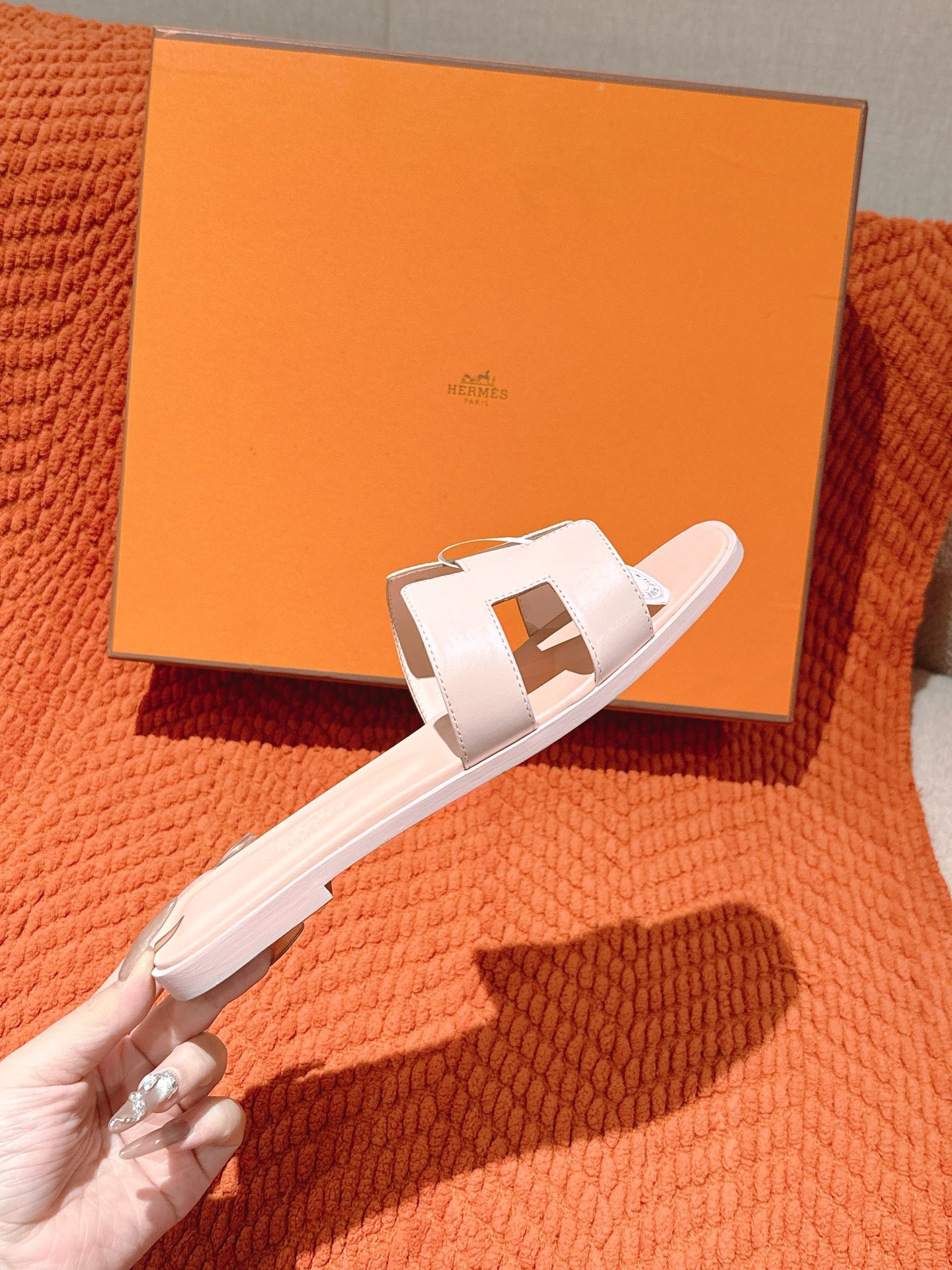 HERMES 02219