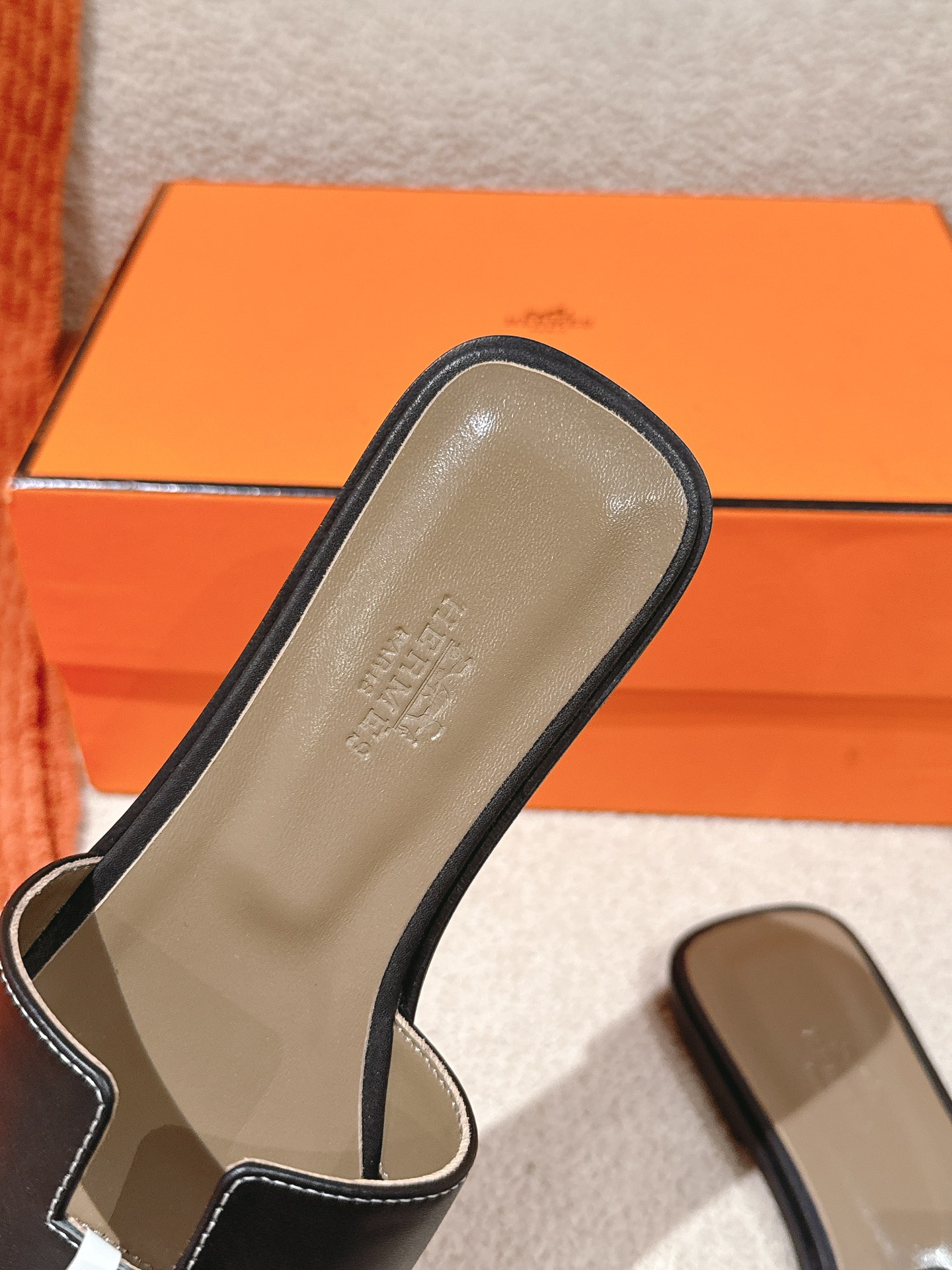 HERMES 02259