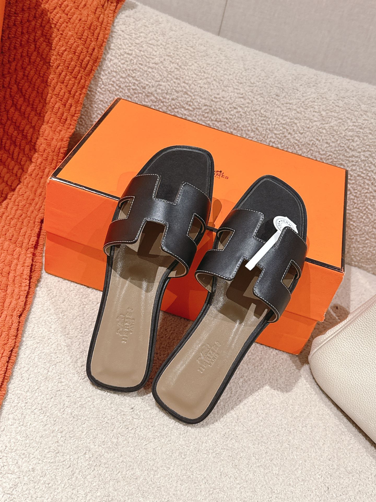 HERMES 02259