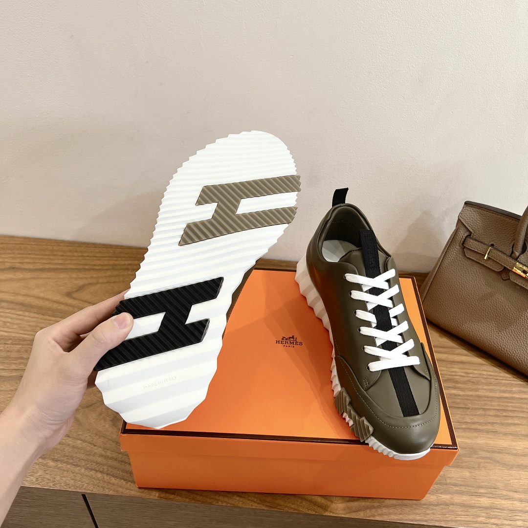 HERMES 02279
