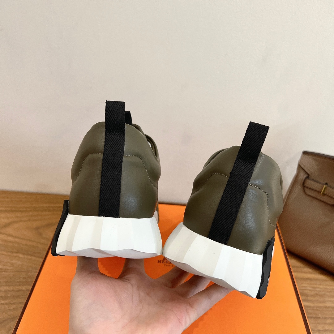 HERMES 02279