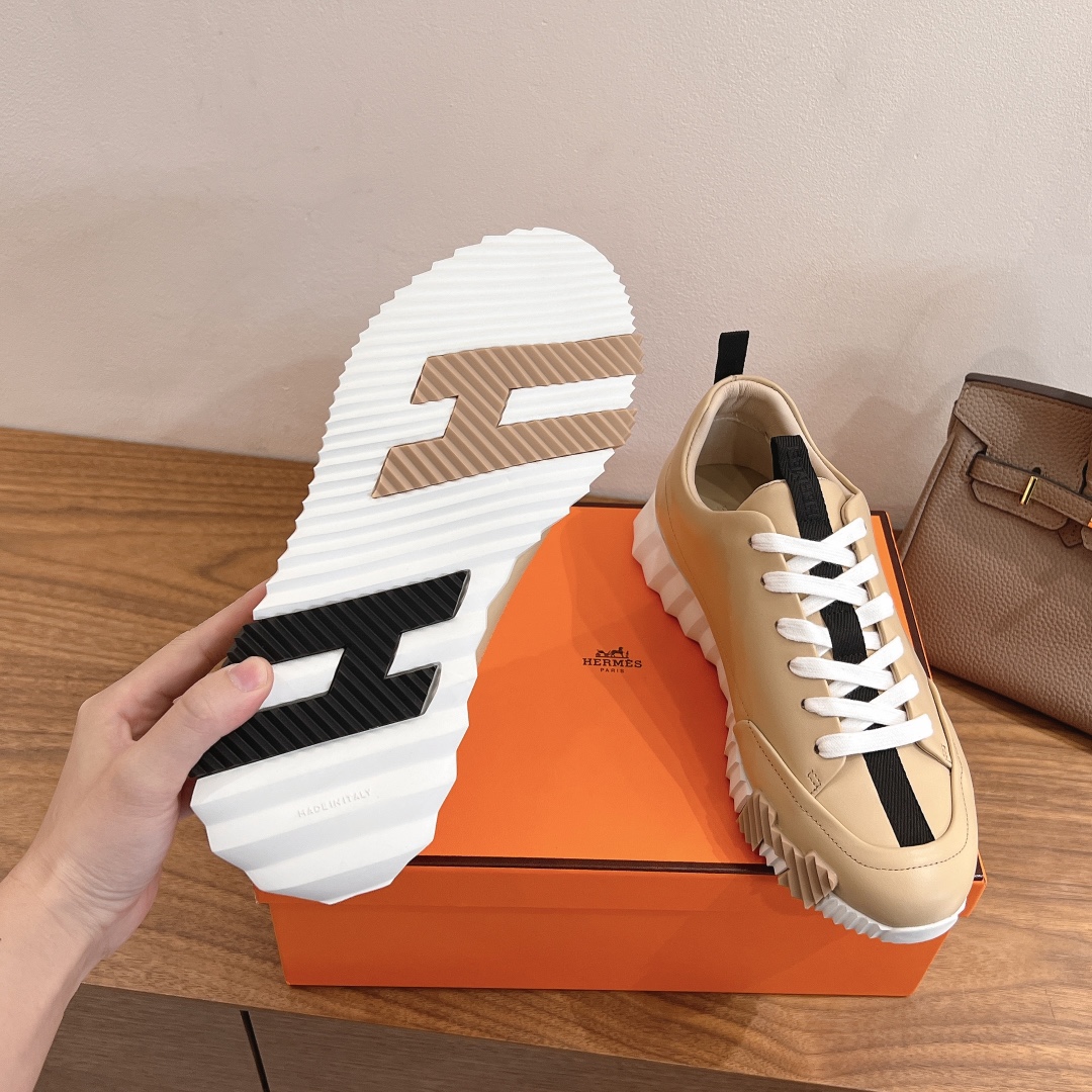 HERMES 02319