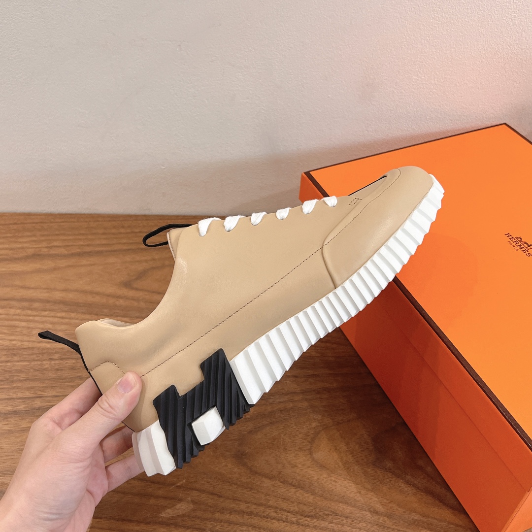 HERMES 02319