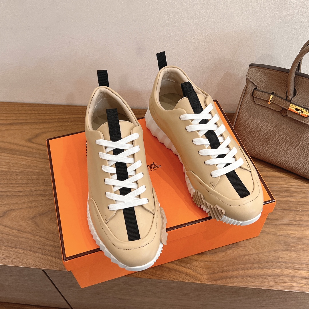 HERMES 02319