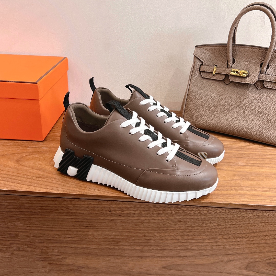 HERMES 02329