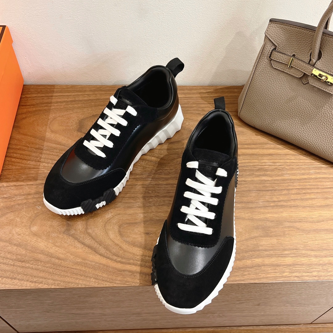HERMES 02349