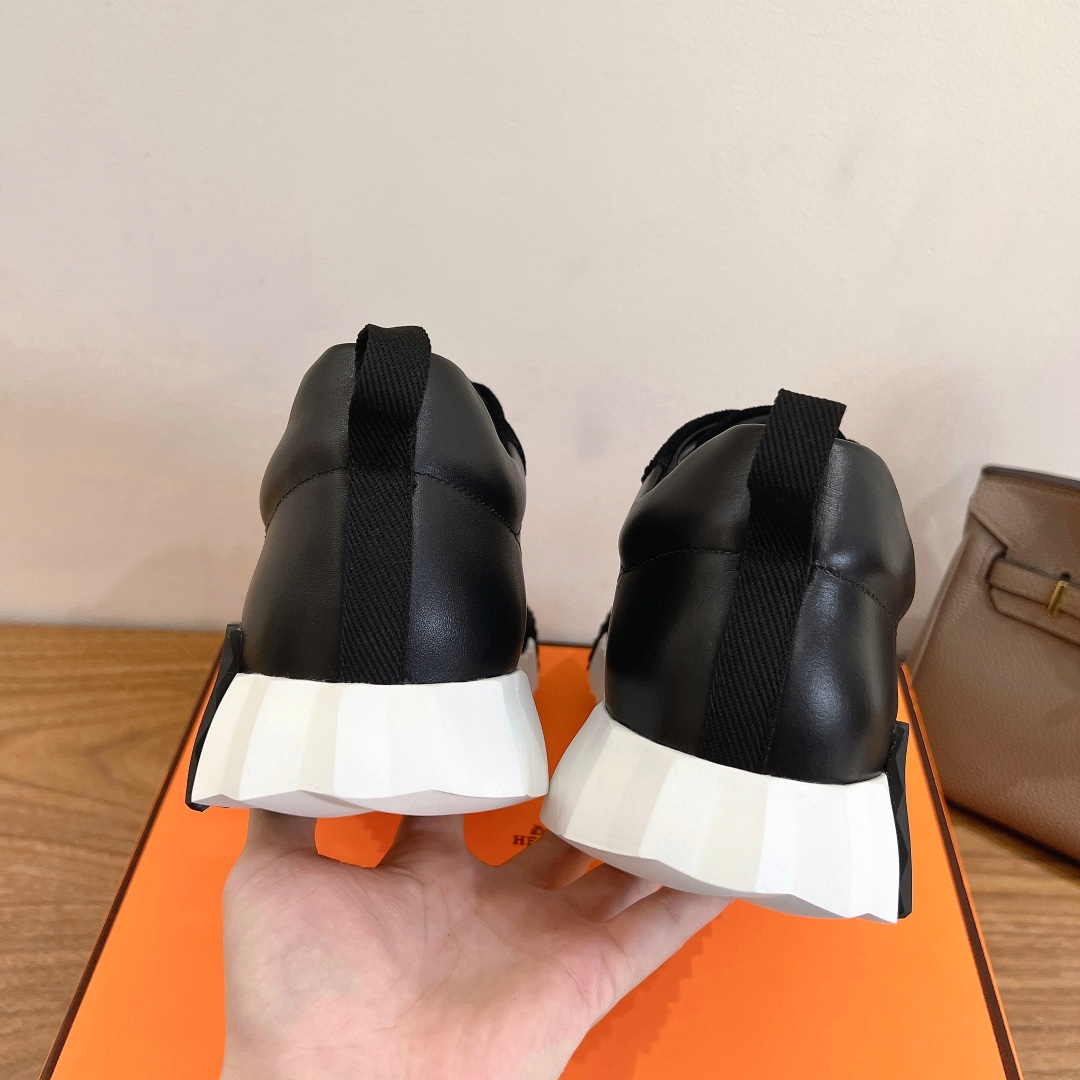 HERMES 02349