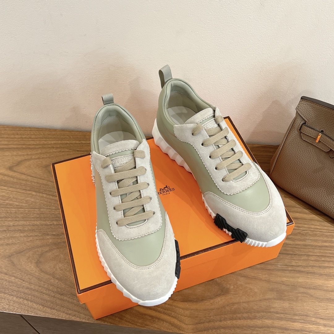 HERMES 02359