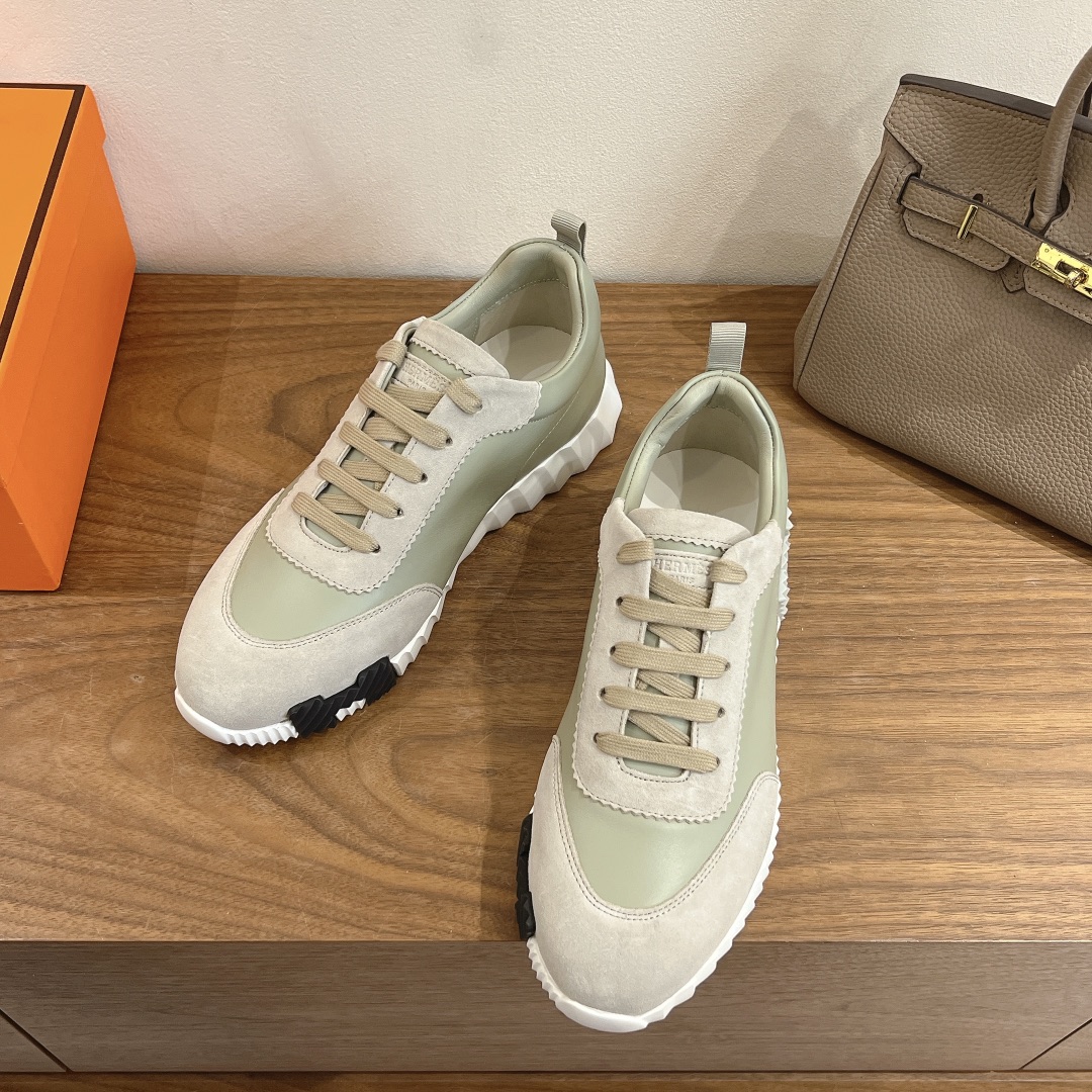 HERMES 02359