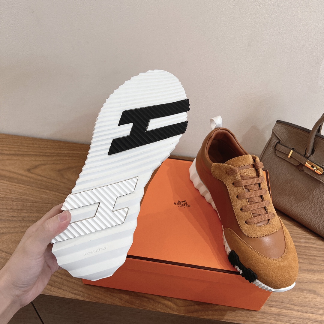 HERMES 02379