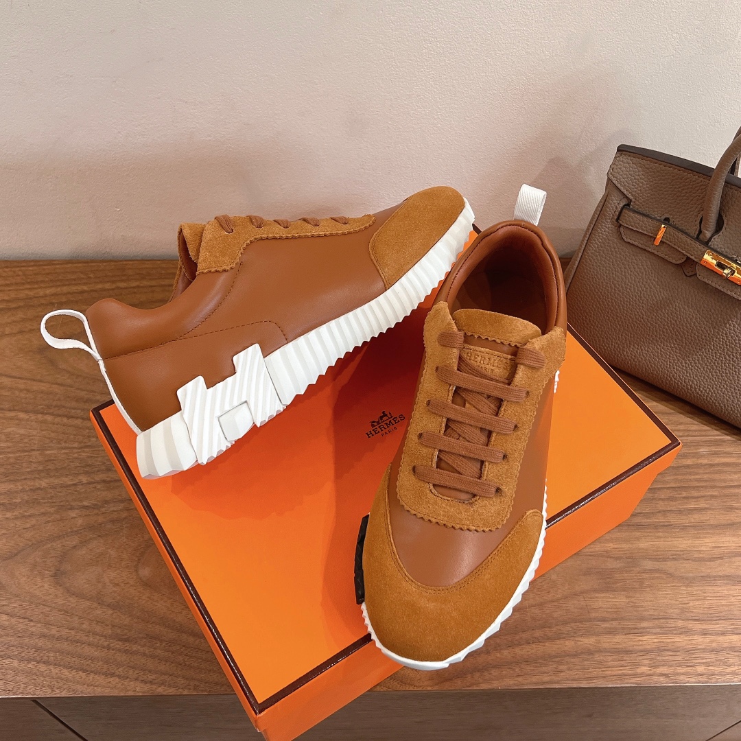 HERMES 02379
