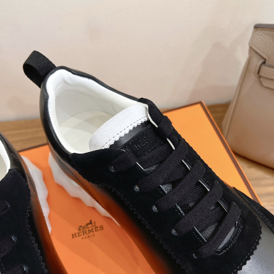 HERMES 02399