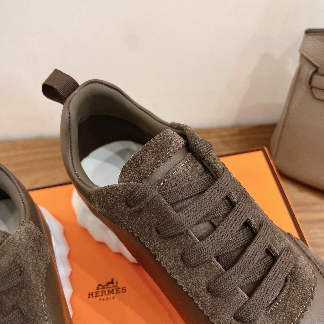 HERMES 02409