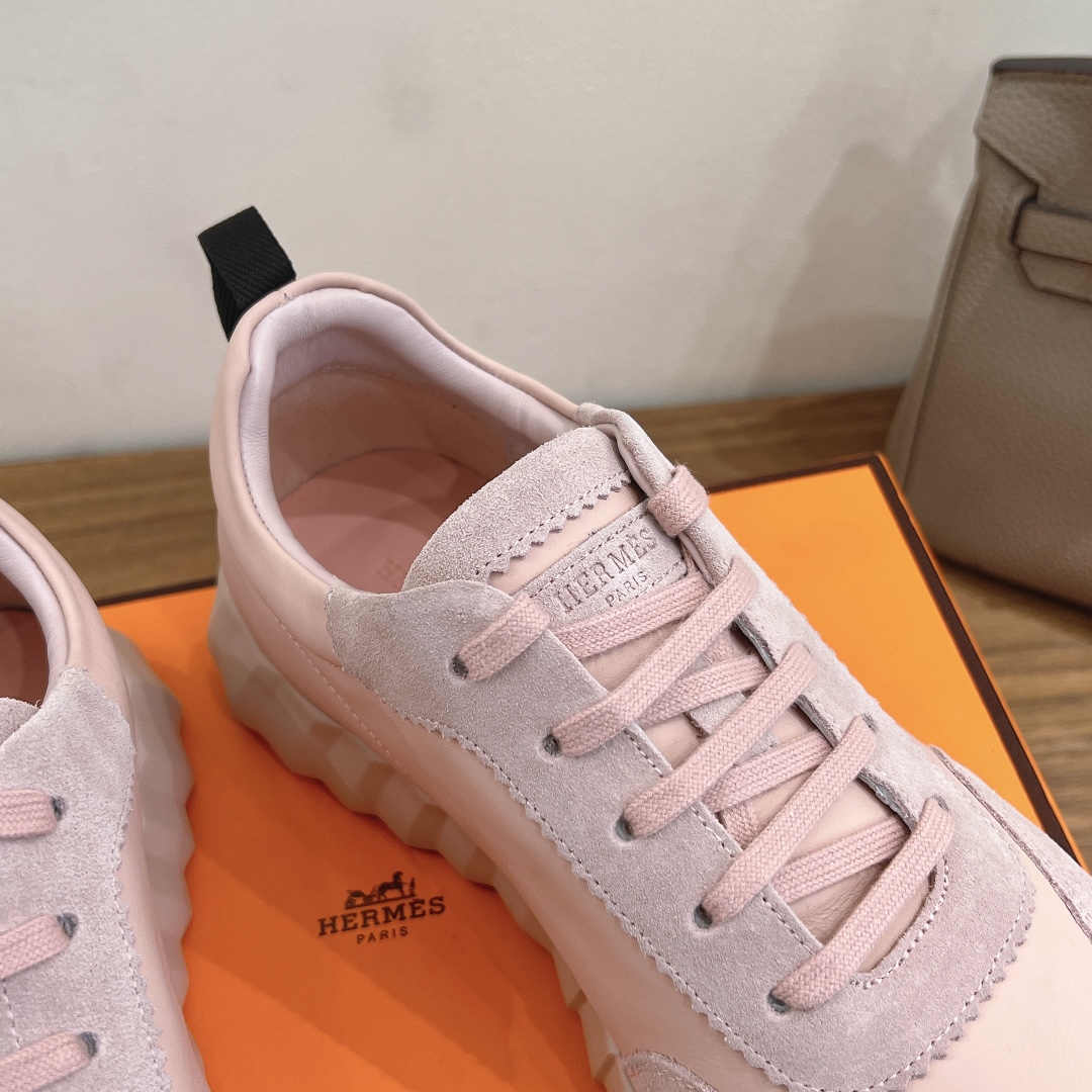 HERMES 02429