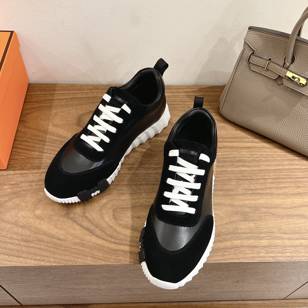 HERMES 02439