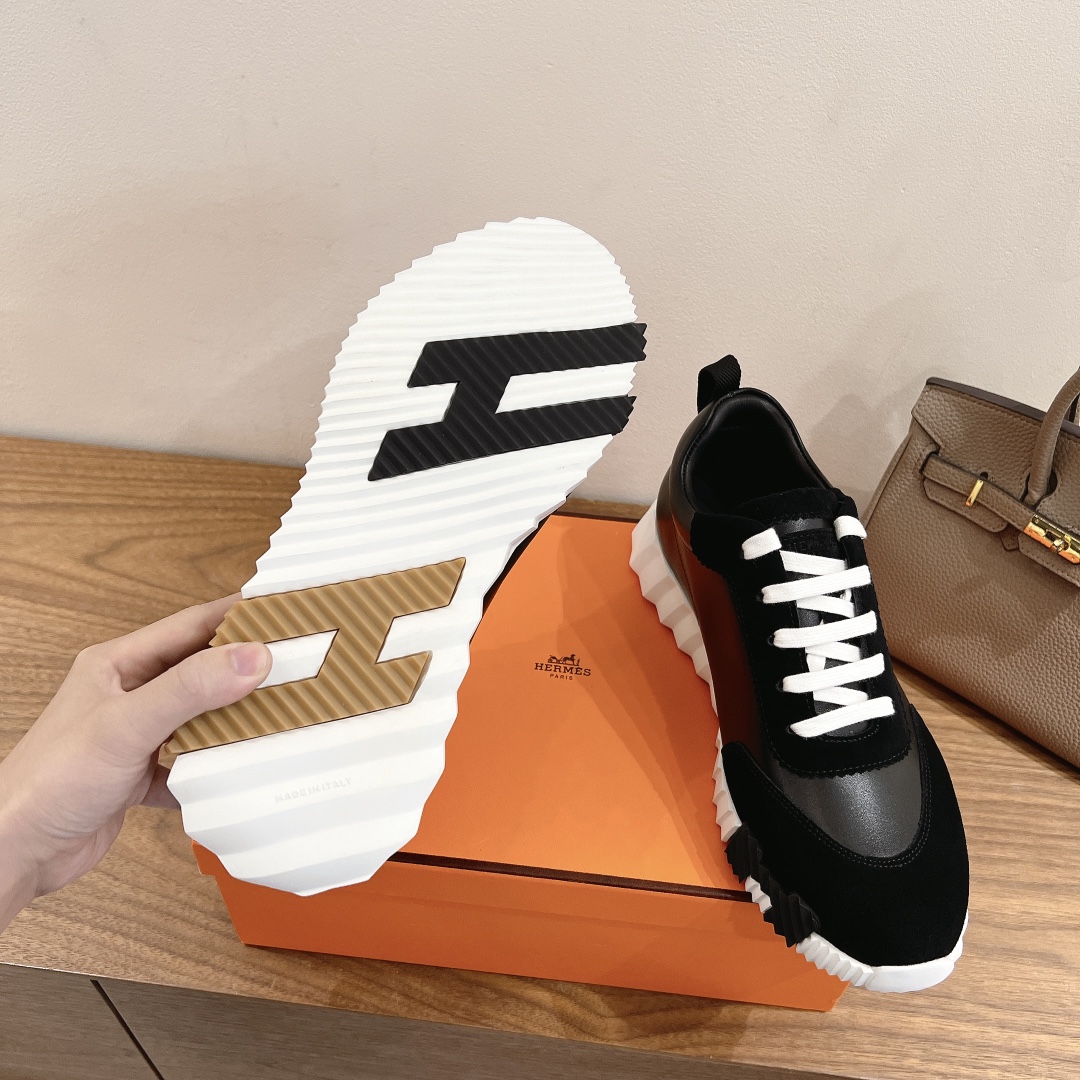 HERMES 02439