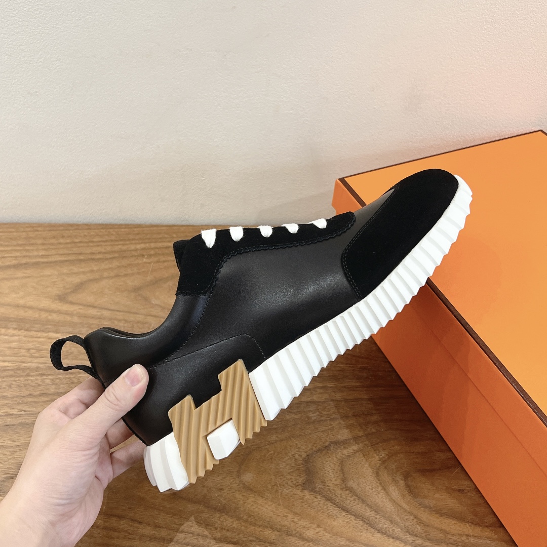 HERMES 02439
