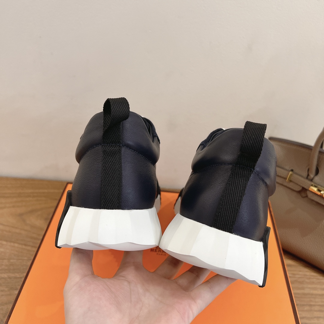 HERMES 02469