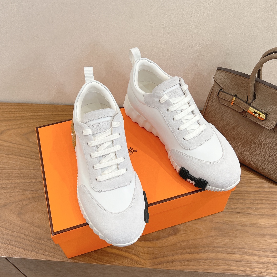 HERMES 02479