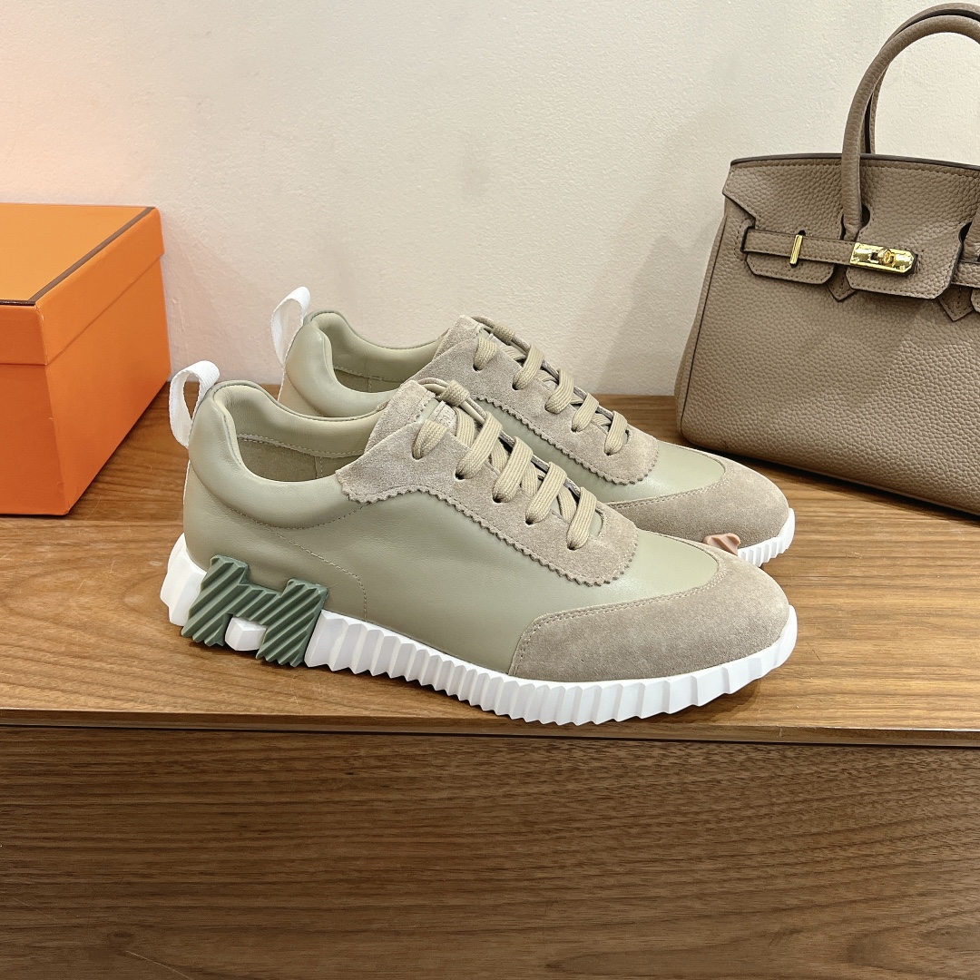 HERMES 02499