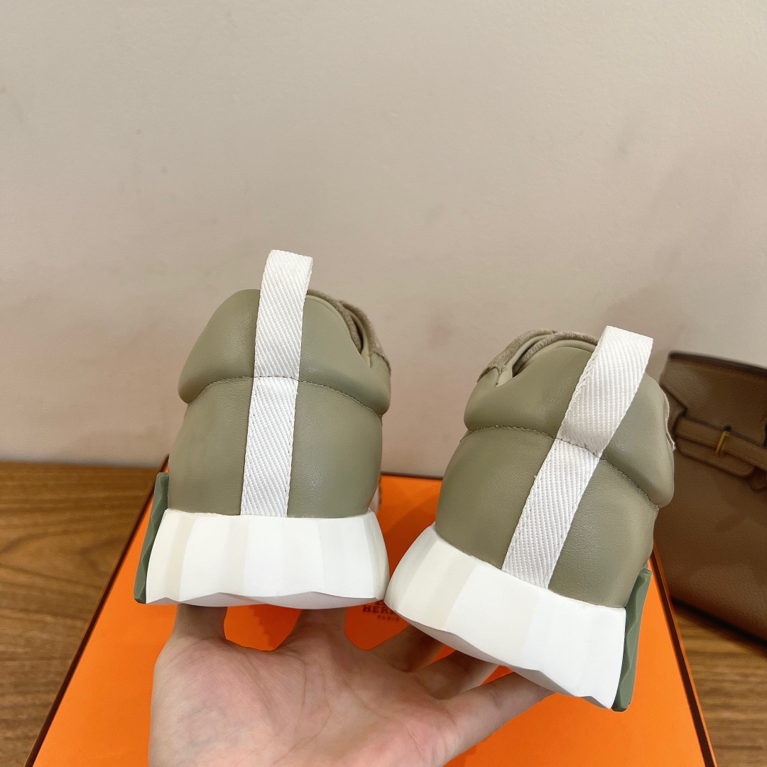 HERMES 02499
