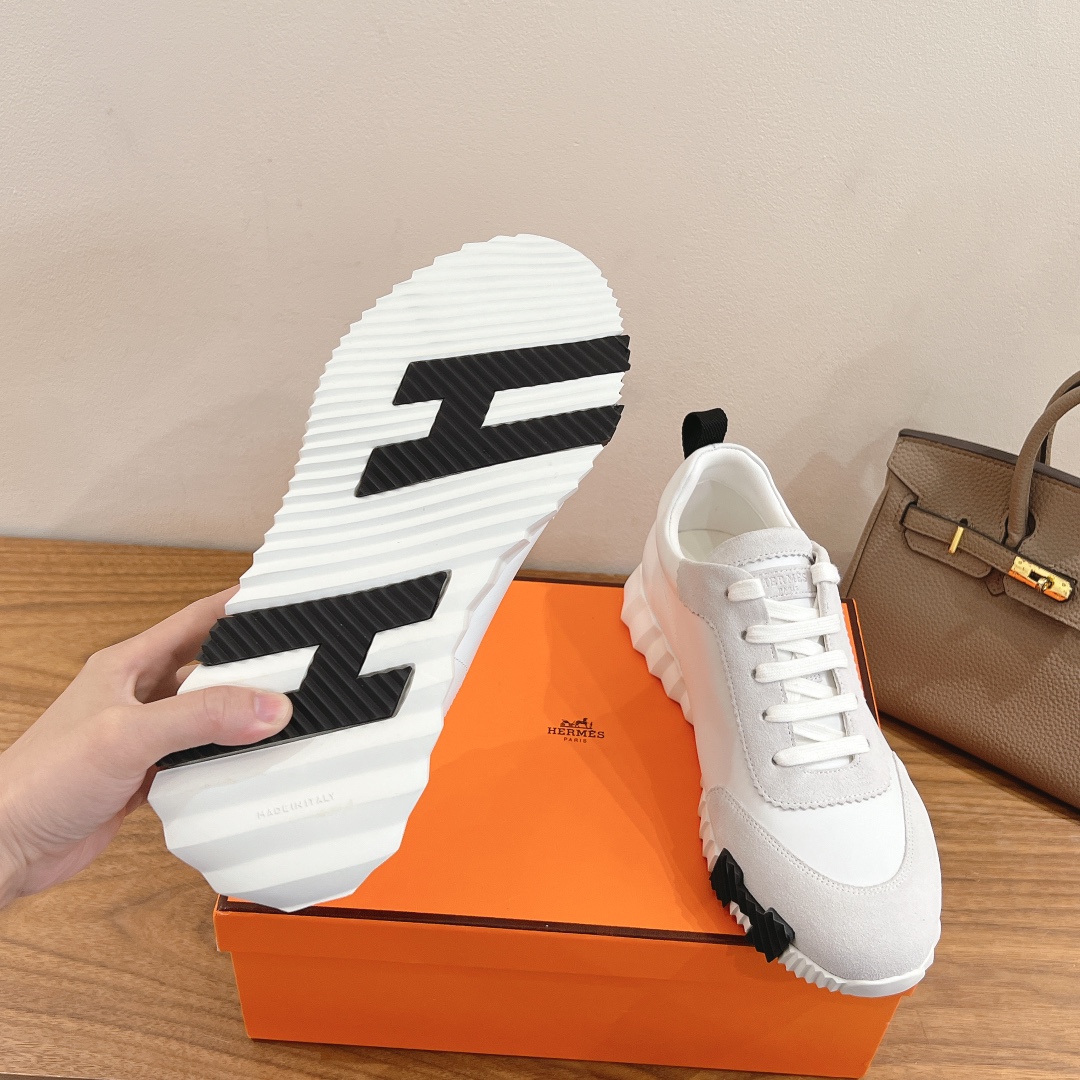 HERMES 02529
