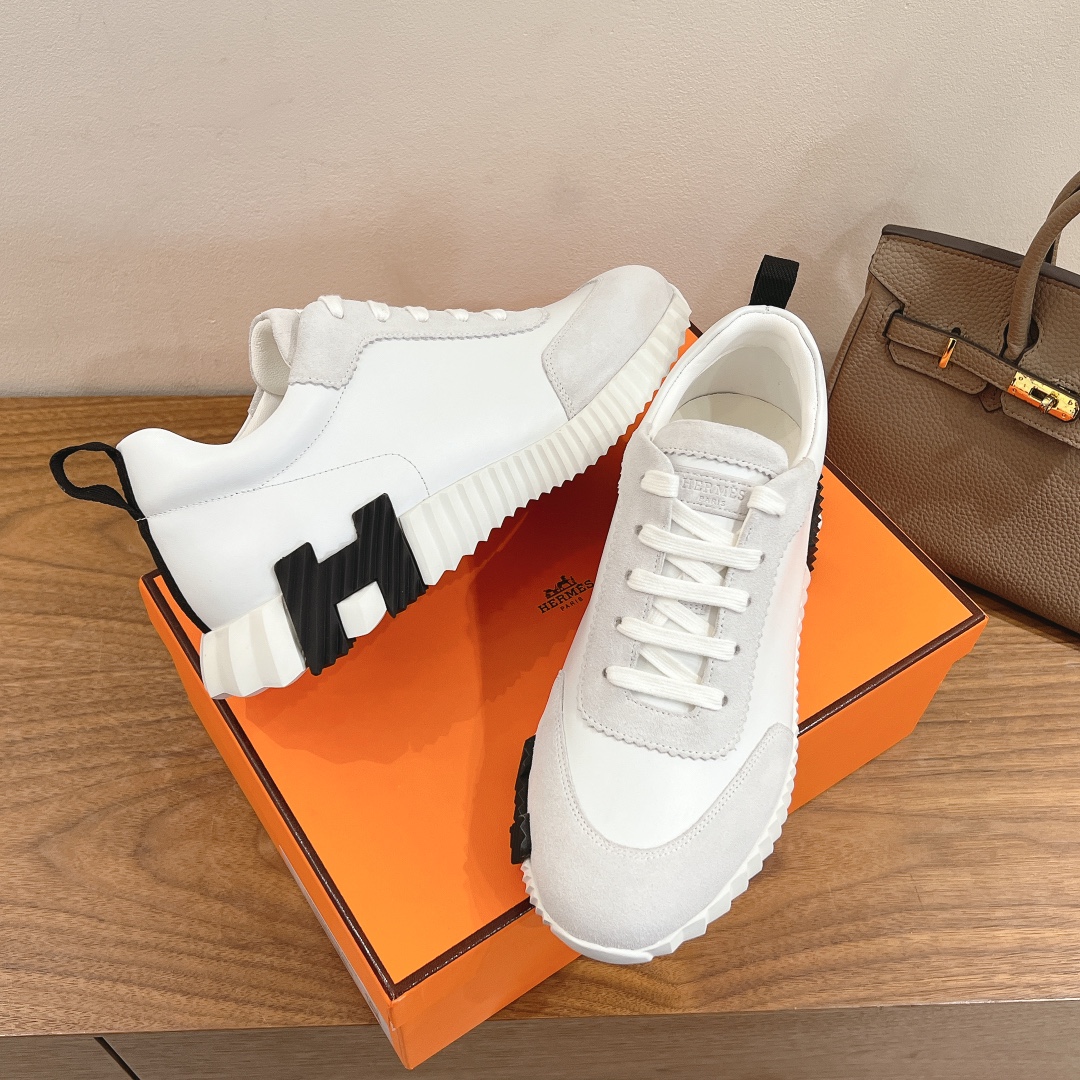 HERMES 02529
