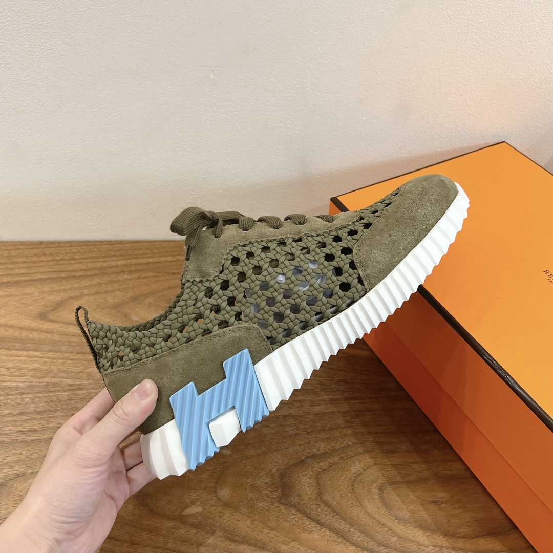 HERMES 02549