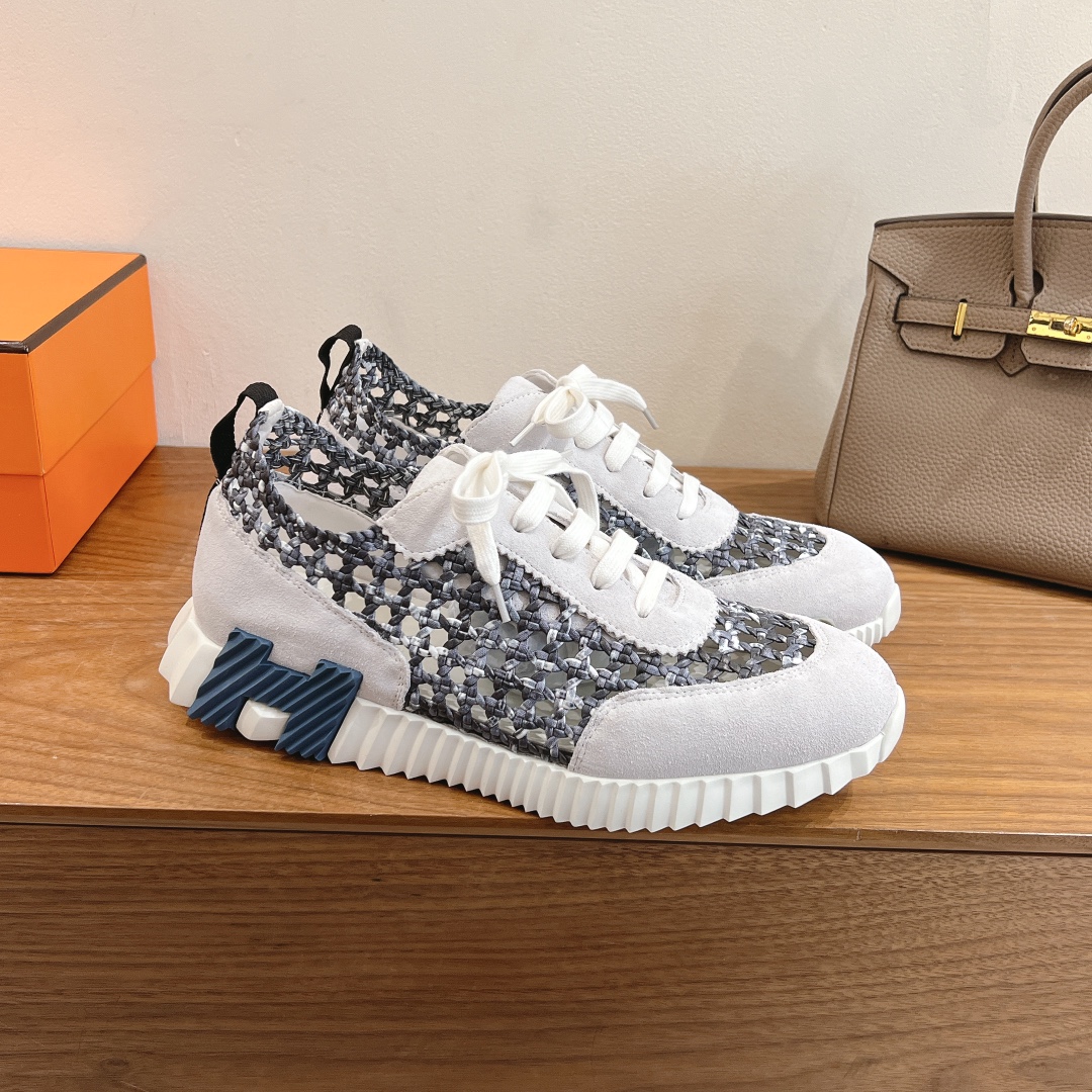 HERMES 02589